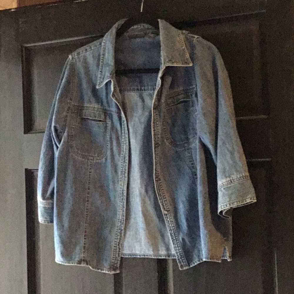 Classic  Relativity 100% Cotton Denim Shirt